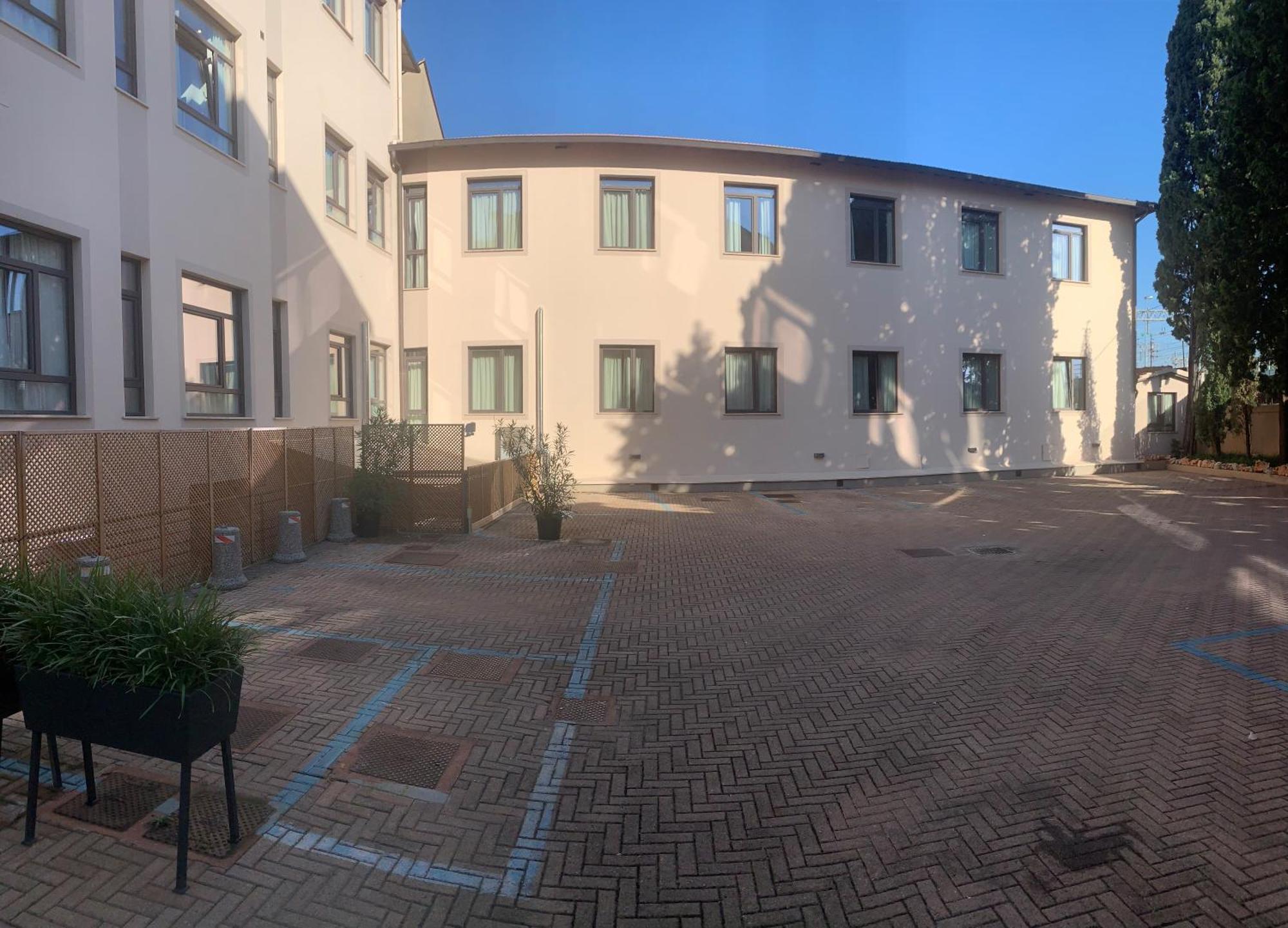 Hotel Leonardo Da Vinci Firenze Bagian luar foto