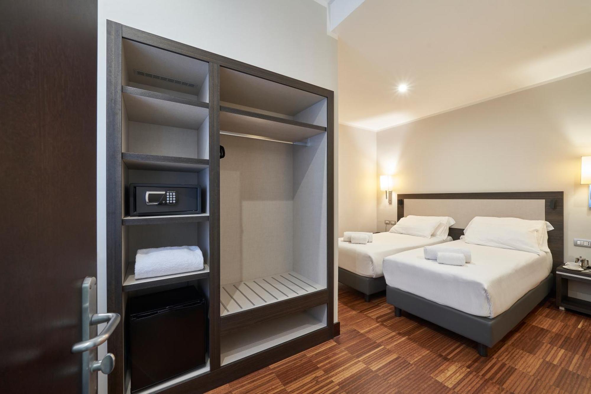 Hotel Leonardo Da Vinci Firenze Bagian luar foto